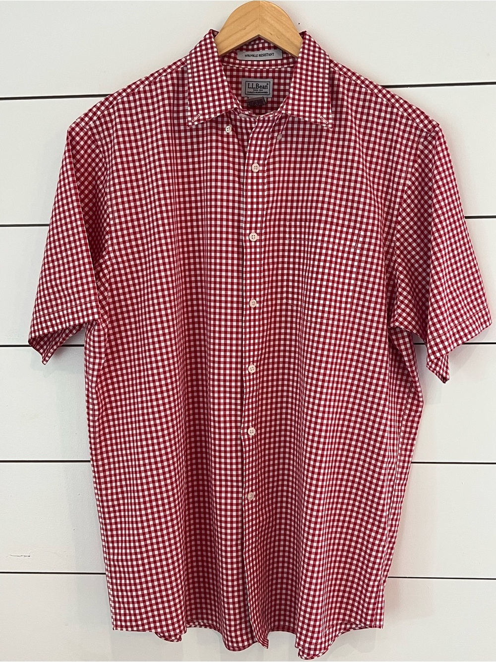 L.L. Bean Red and White Gingham Short-Sleeve Button-Down Shirt wrinkle resistant